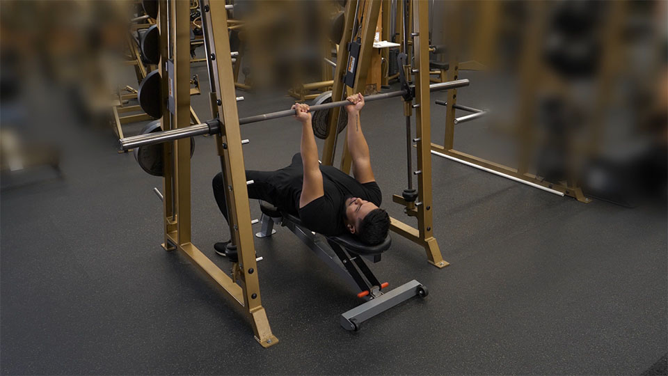 Smith Machine Bench Press (Reverse Grip)